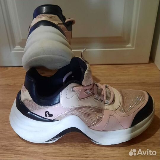 Кроссовки skechers для девочки