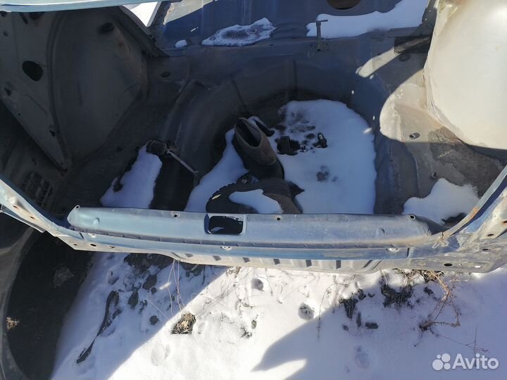 Панель задняя ниша под запаску Zaz Chance Заз Сенс