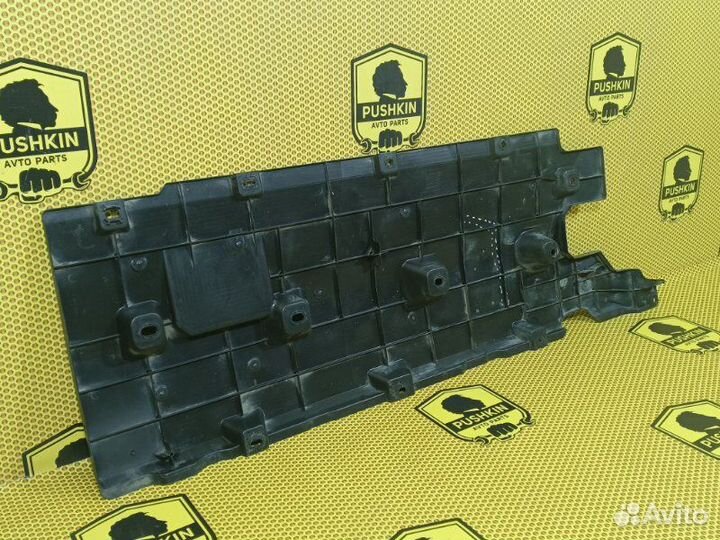 Защита днища кузова передняя левая Renault Espace