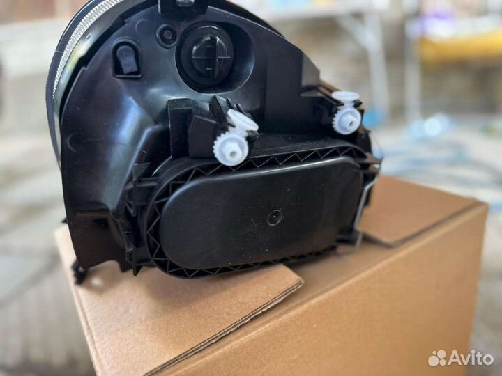 Фара Приора левая завод новая