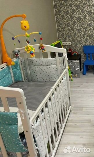 Детская кроватка