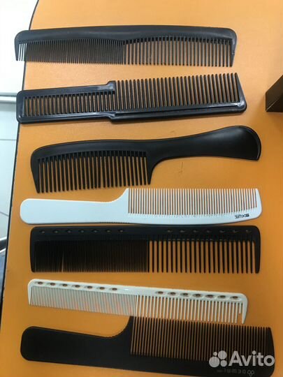 Расческа парикмахерская