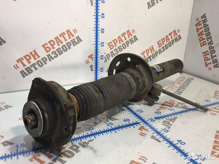 Фольксваген Амортизатор передний правый Прав