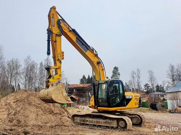 Гусеничный экскаватор JCB JS 220, 2012