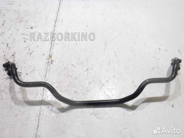 Стабилизатор передний