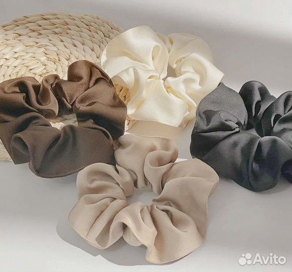 Резинка для волос шелковая