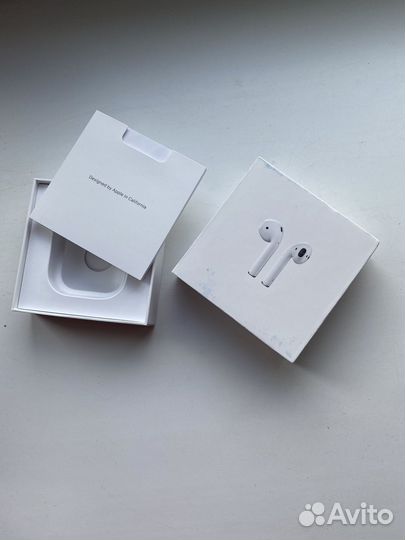 Коробка от AirPods 2