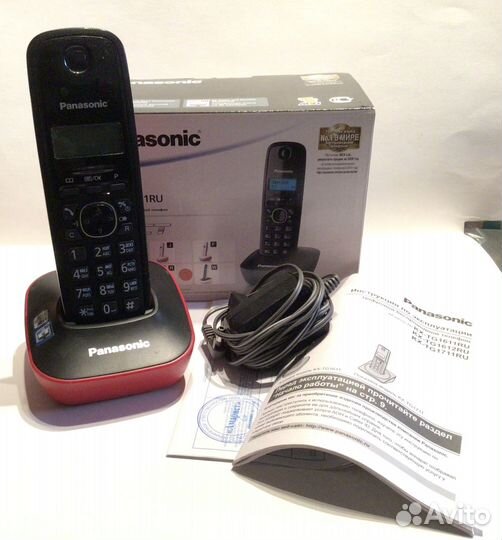 3 телефона Panasonic