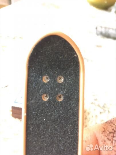 Игрушка скейтборд