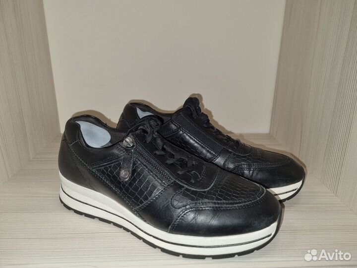 Кроссовки женские Tamaris