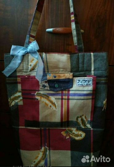 Вешалки детские,скатерть,сумка