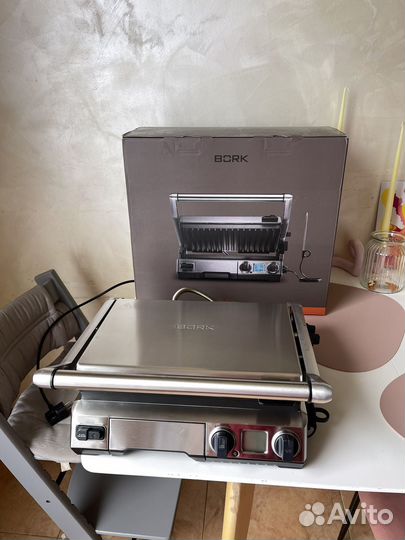 Гриль Bork g802 с коробкой