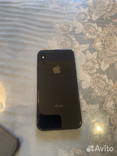 iPhone X, 256 ГБ