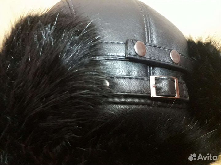 Шапка кожаная женская