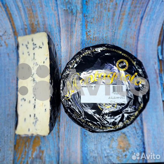 Мягкий сыр Монтаньола черная (Montagnolo black) 50