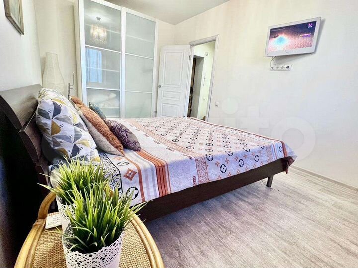 1-к. квартира, 42 м², 9/10 эт.