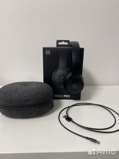 Наушники Beats solo pro