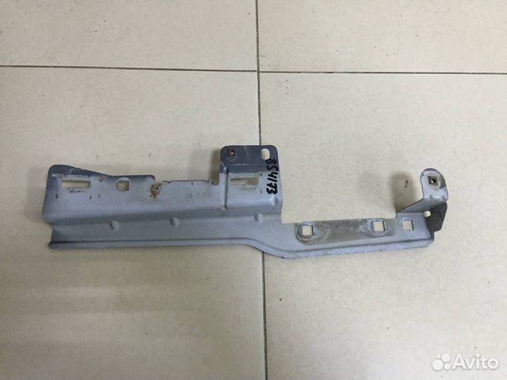 Кронштейн крепления крыла Citroen C4 2005-2011