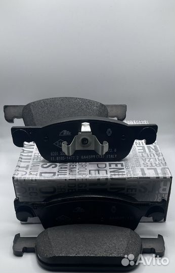 Колодки тормозные передние Renault 410605536R