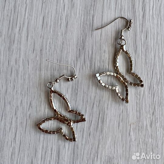 Серьги бабочки с камушками детские