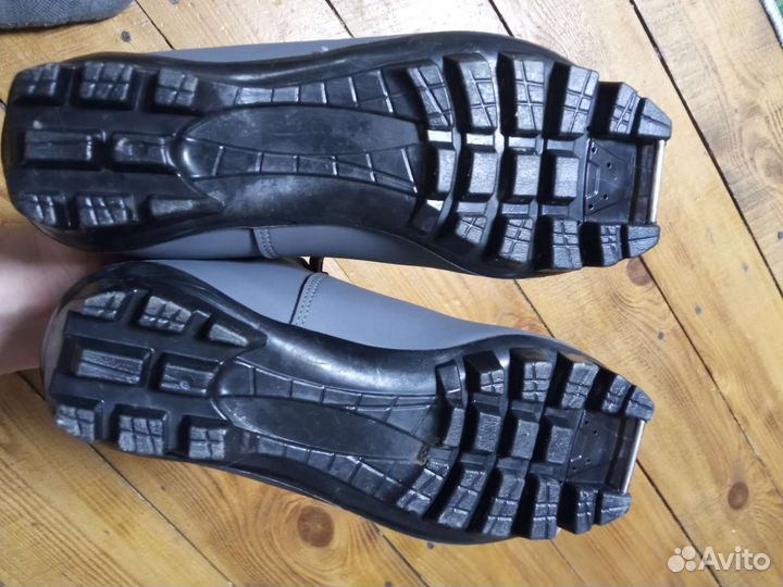 Лыжные ботинки детские 35-36