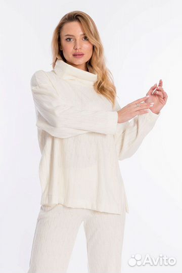 Костюм женский 44 Новый