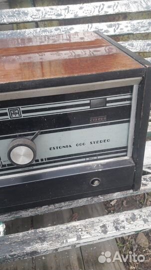 Estonia 006 stereo