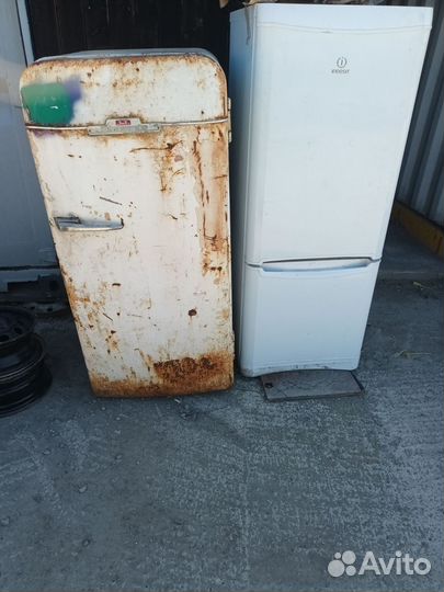 Холодильники бу