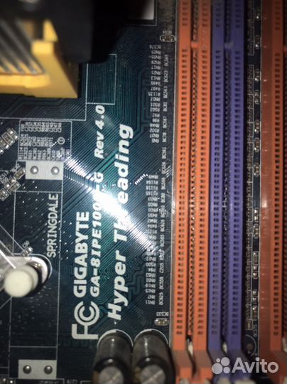 Материнская плата с процессором ранитет