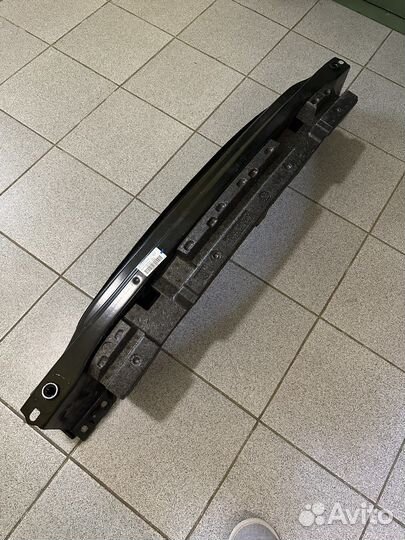 Усилитель заднего бампера Volkswagen Touareg