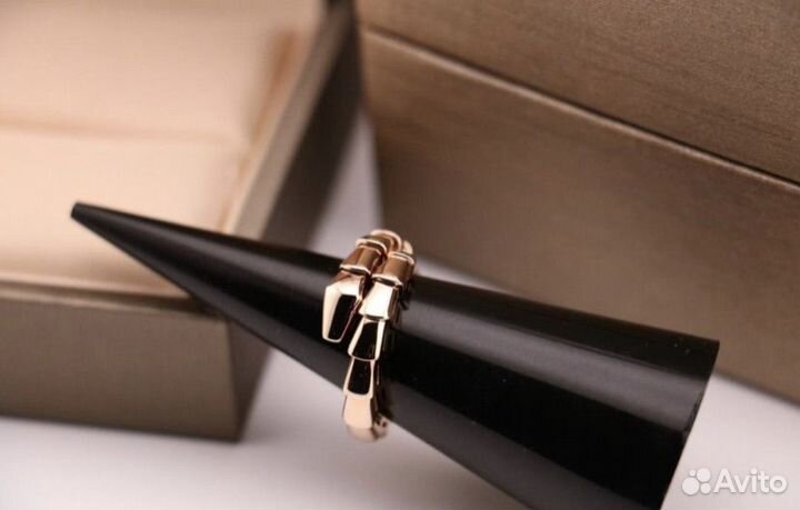 Кольцо bulgari serpenti