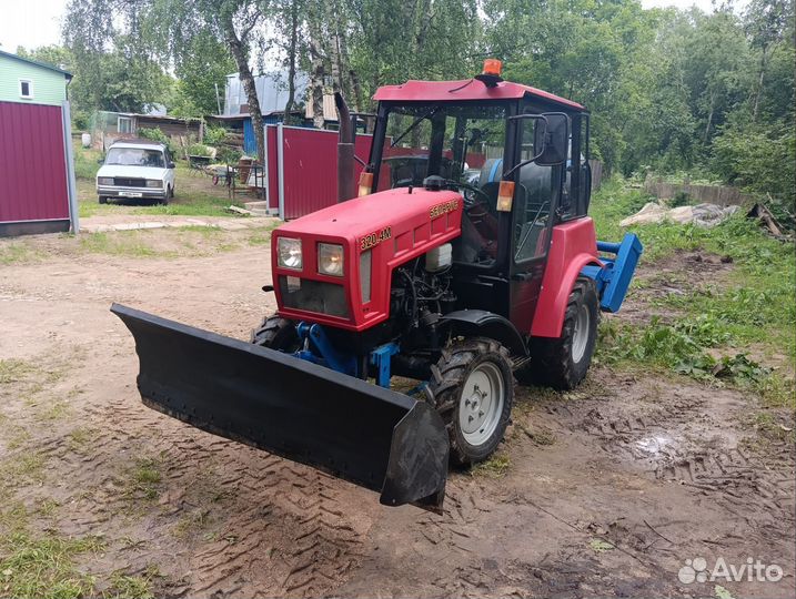 Трактор МТЗ (Беларус) 320, 2015