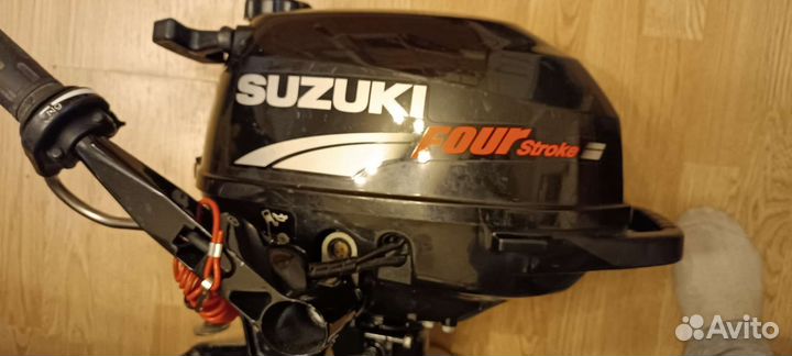 Стеклопластиквоая лодка 