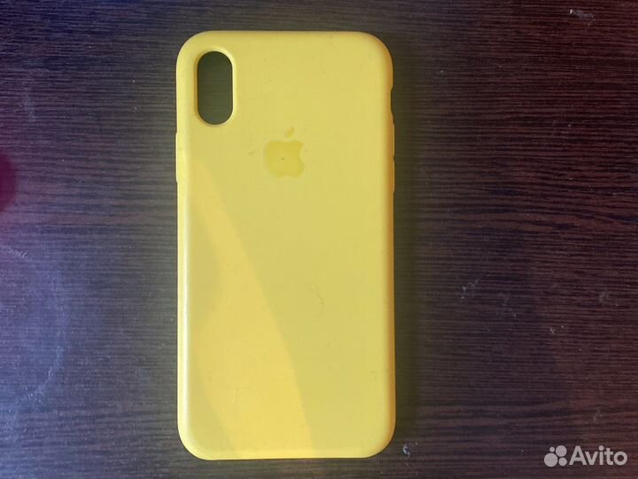 Чехол на iPhone