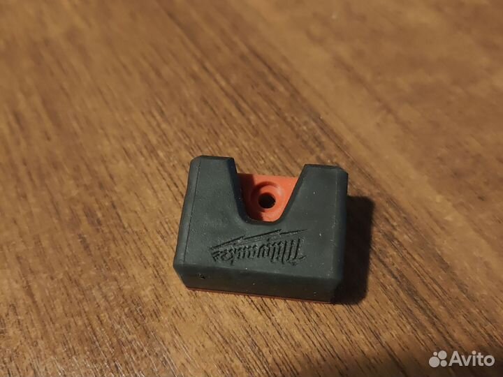 Кобура hilti и держатель для бит Milwaukee