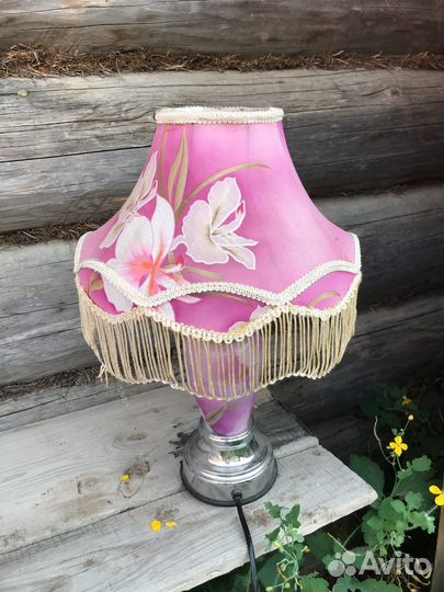 Светильник настольный