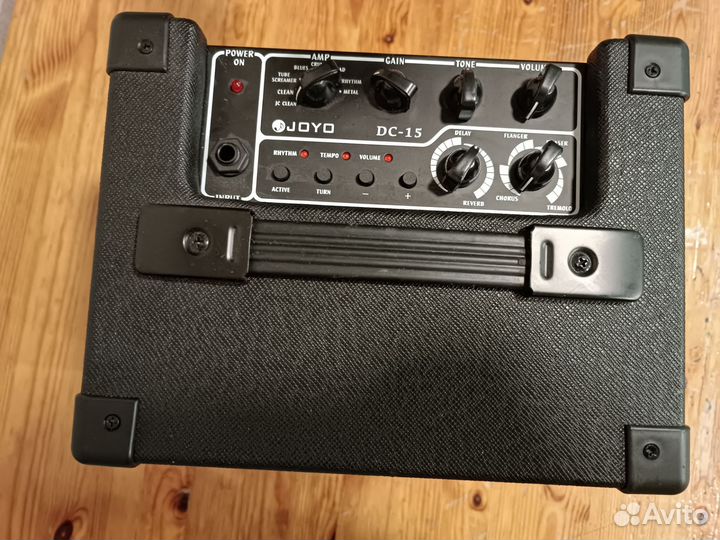 Комбик Joyo DC-15