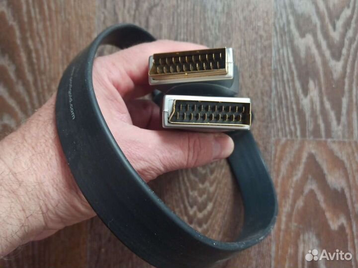 Кабель скарт