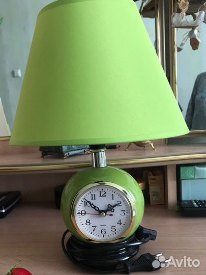 Лампа настольная часы