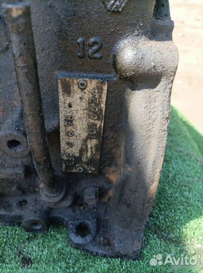 Блок цилиндров Renault Laguna 1995