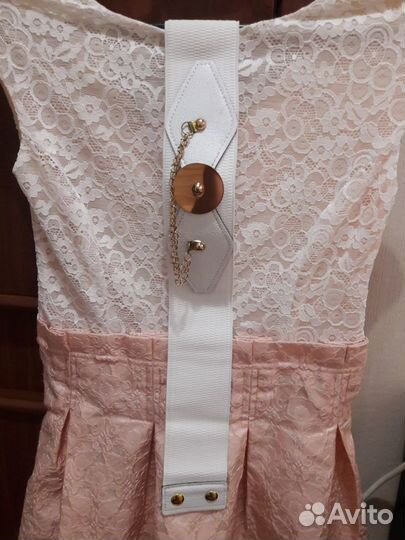 Платье праздничное