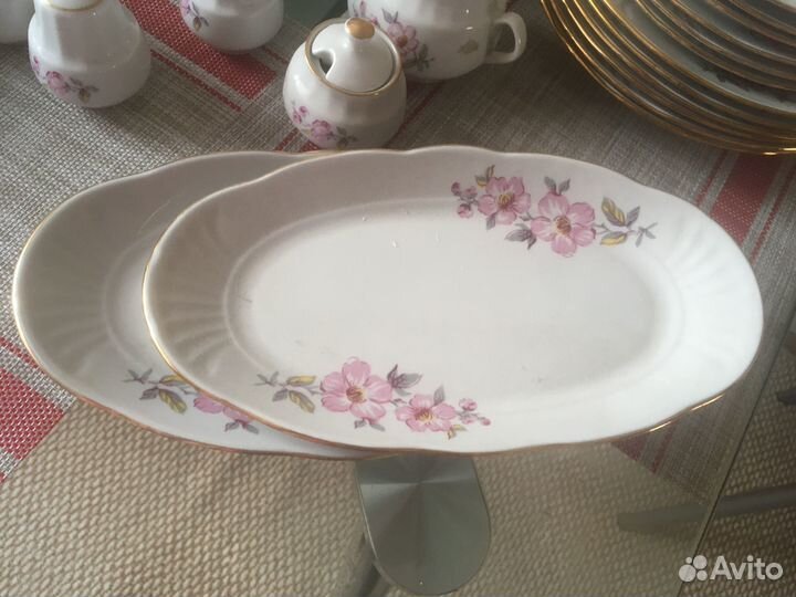 Столовый сервиз на 12 персон