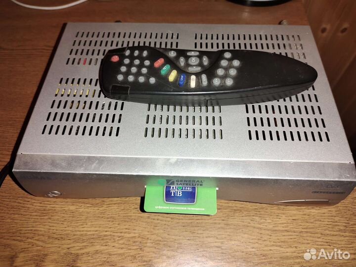 Спутниковый ресивер НТВ плюс Humax VA-ACE