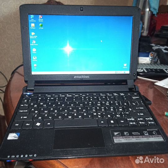 Нет бук Acer eMachines eM350