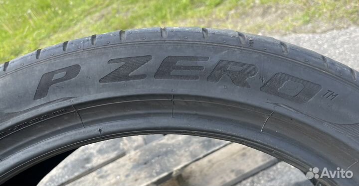 Pirelli P Zero 255/40 R20