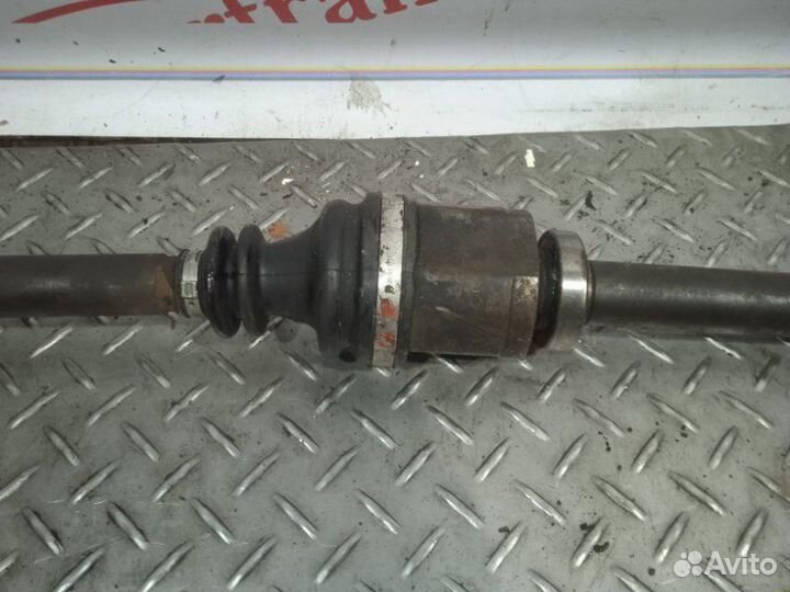 Привод передний правый Renault Megane 2