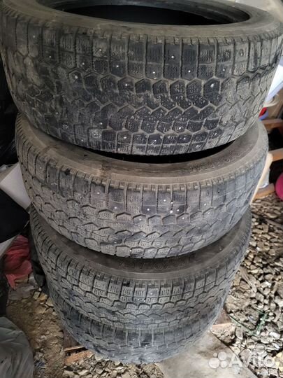 Yokohama Ice Guard F700S 205/55 R16