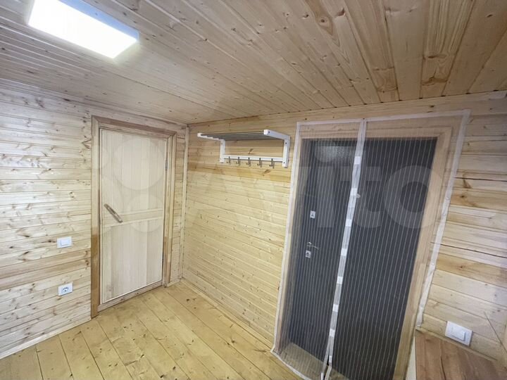 Дача 32 м² на участке 4 сот.