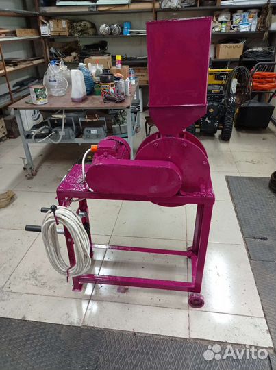 Зернодробилка б/у
