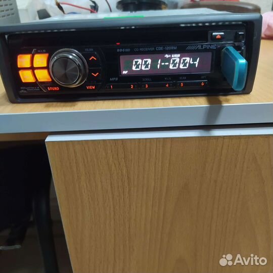 Четыре магнитолы alpine б/у в рабочем состоянии